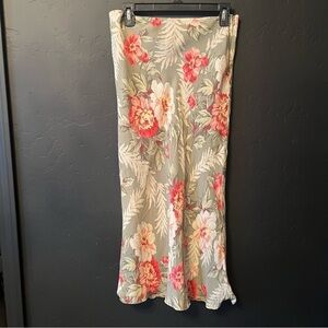 Women skirt Midi, Color: light green/floral print